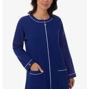EILEEN WEST NAVY QUILTED LONG SLEEVE ZIP FRONT ROBE XS
